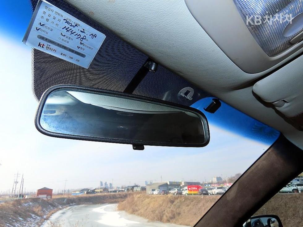 2012 - kia carnival