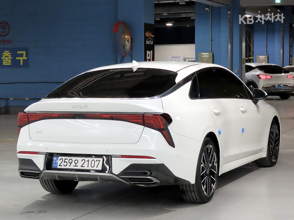 2024 - kia k5