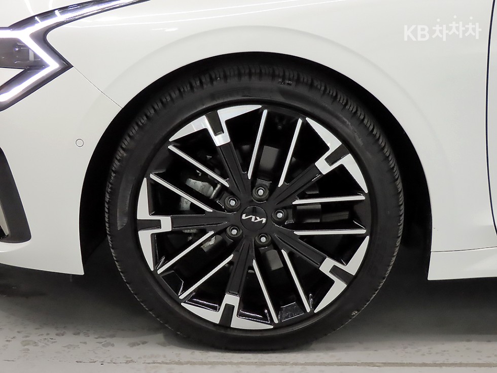 2024 - kia k5