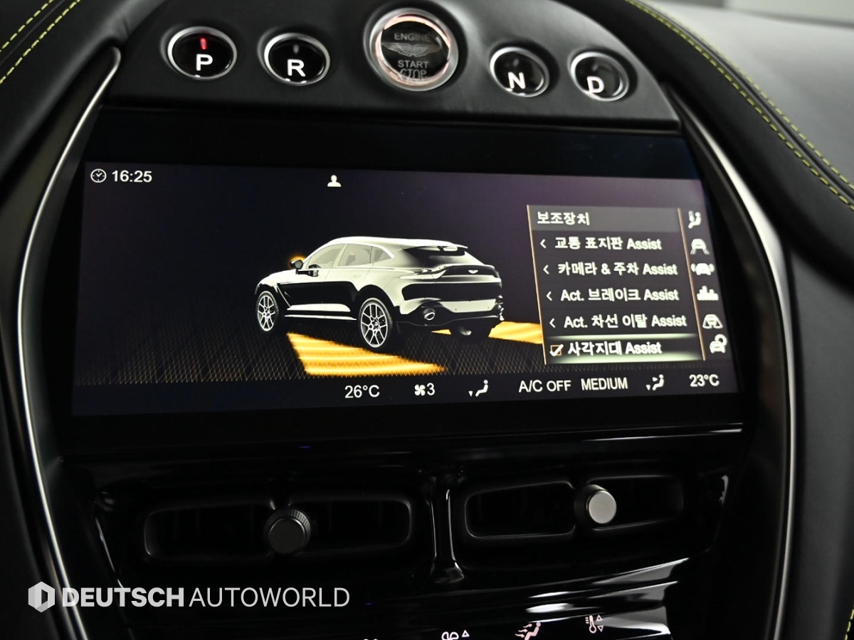 Aston Martin DBX — miniaturë 17