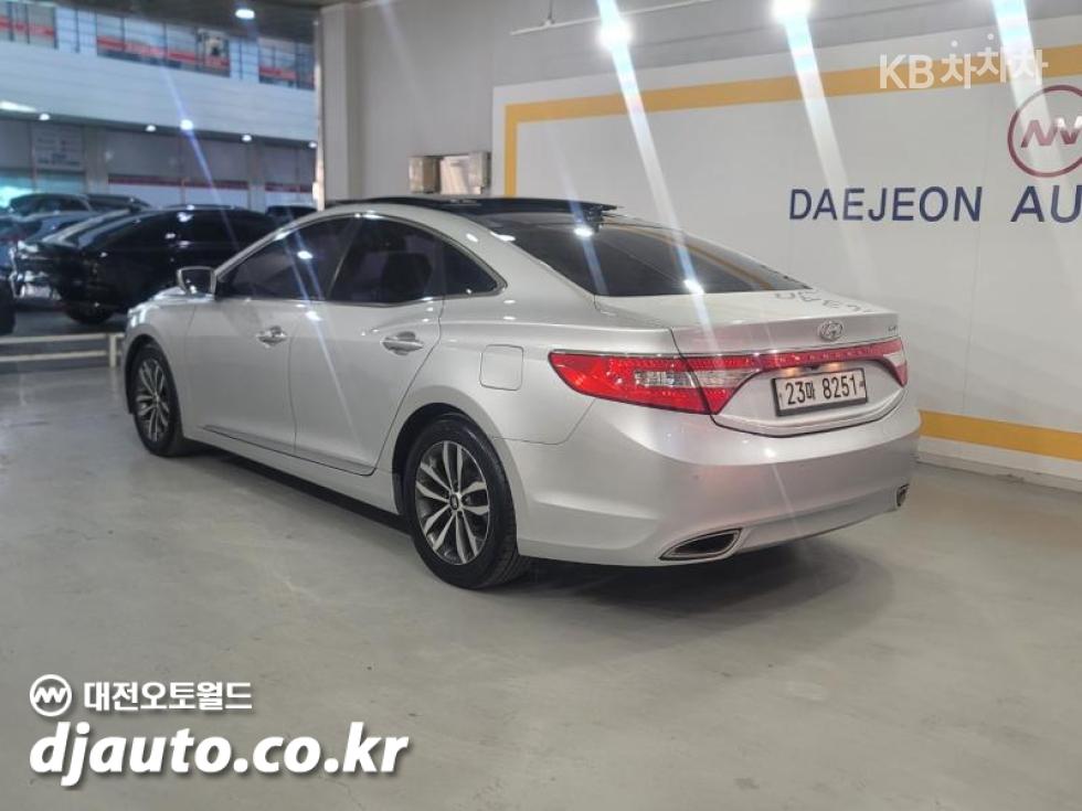 Hyundai Grandeur — miniaturë 4