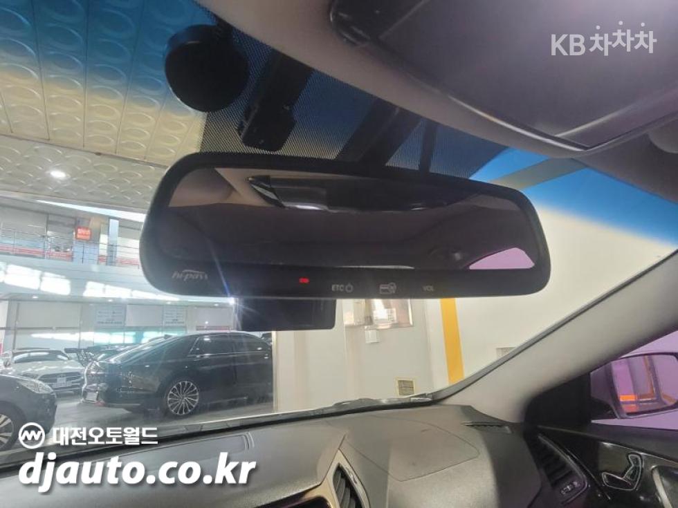 Hyundai Grandeur — miniaturë 13