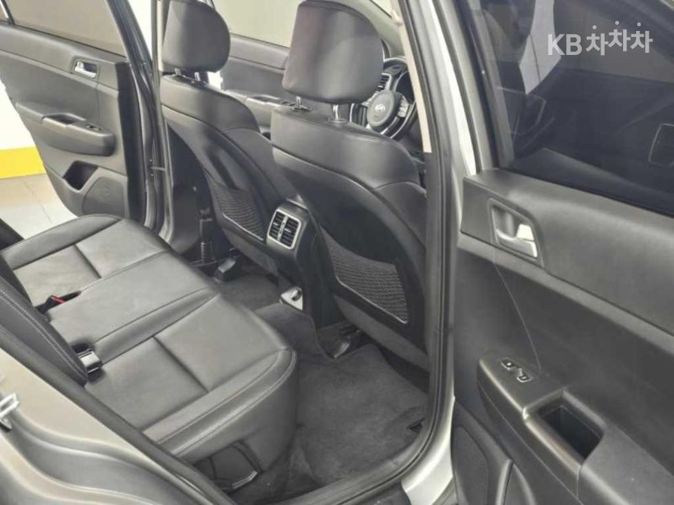 2020 - kia sportage