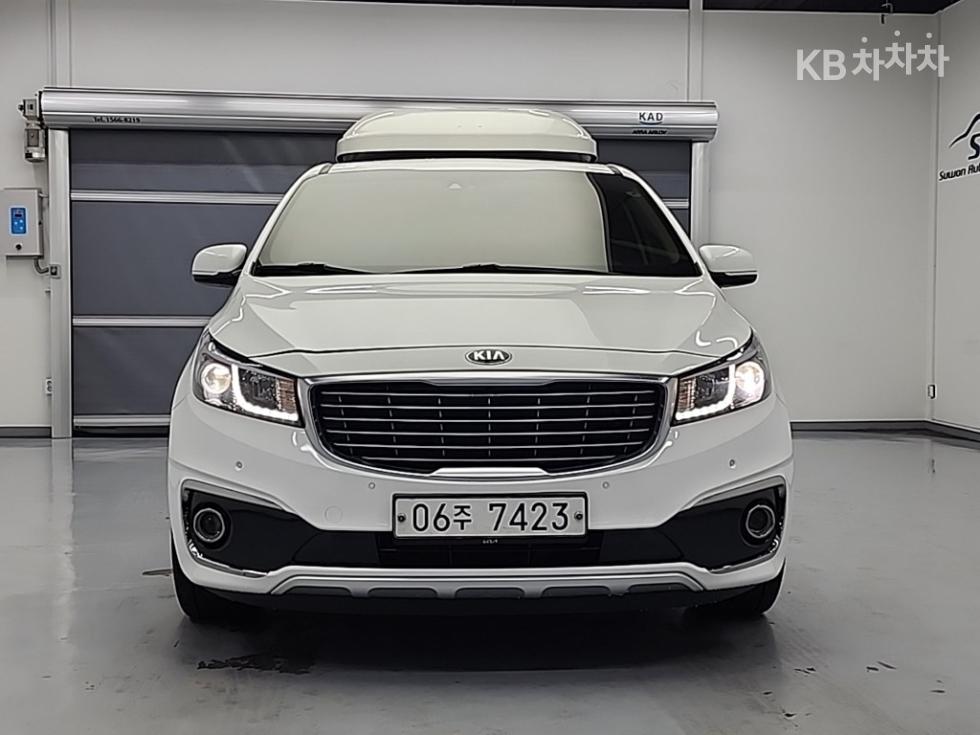 2018 - kia carnival