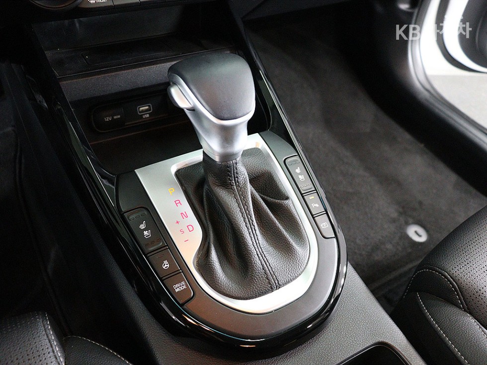 2022 - kia k3
