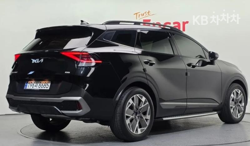 2022 - kia sportage