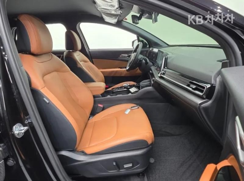 2022 - kia sportage