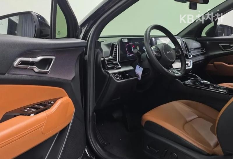 2022 - kia sportage