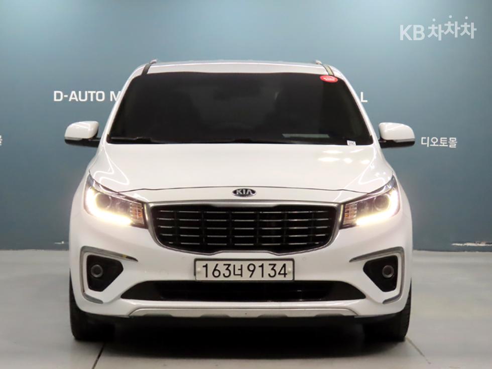 2020 - kia carnival