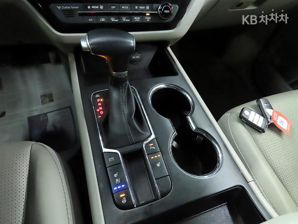2020 - kia carnival