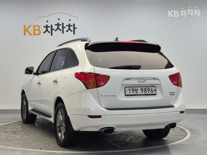Hyundai Veracruz 4WD 300X Exclusive Special 3