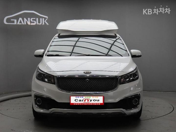 Kia Carnival 3.3 Gasoline High Limousine Noblesse