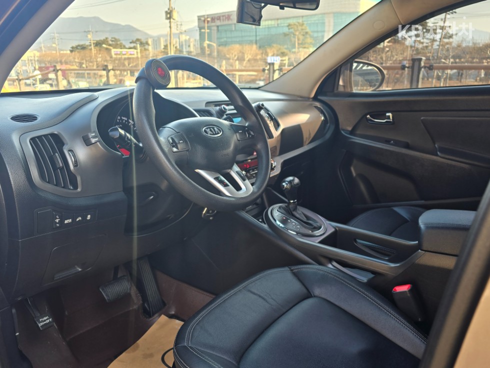 2011 - kia sportage