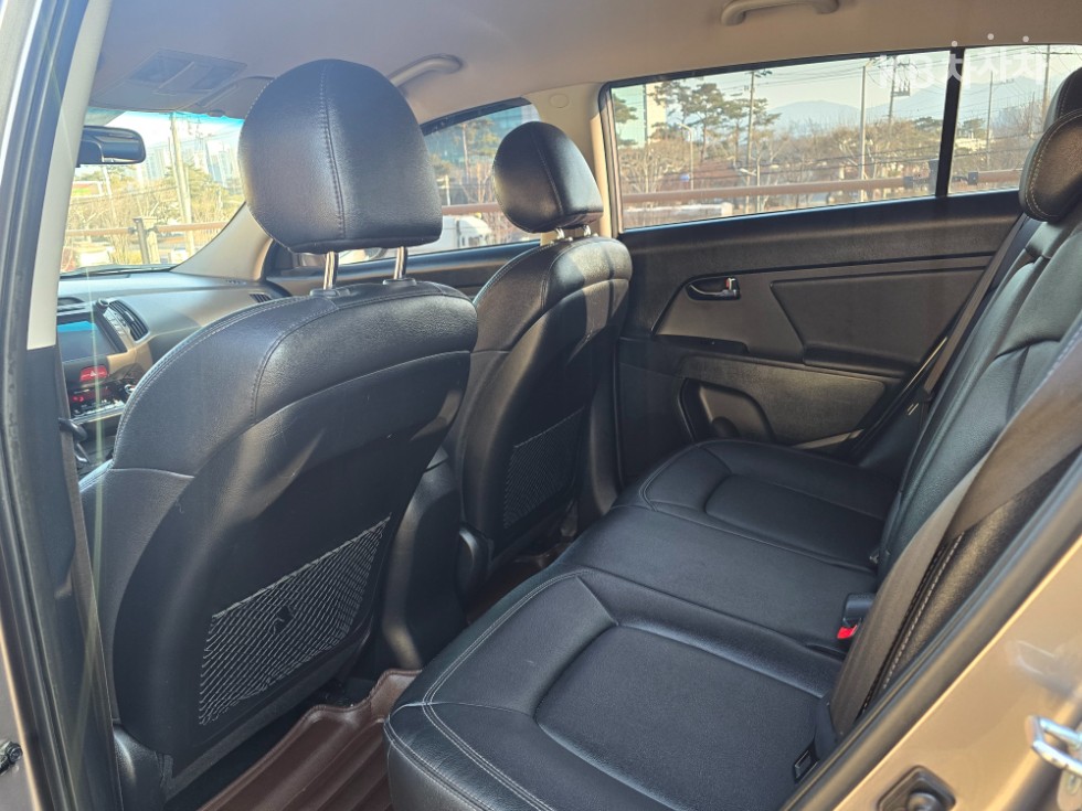 2011 - kia sportage