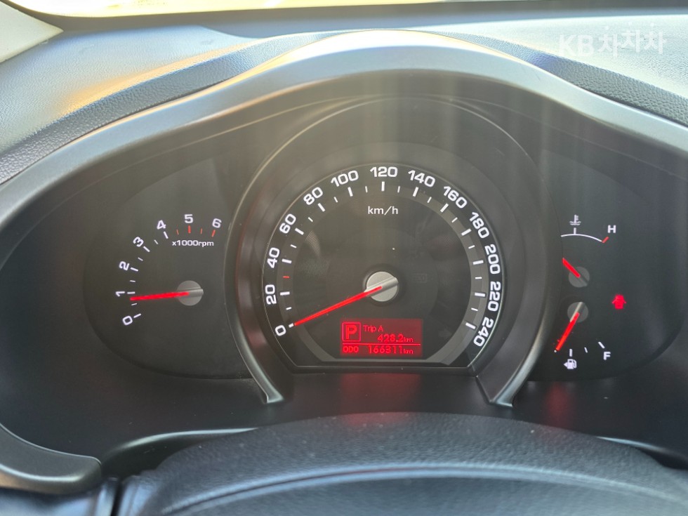 2011 - kia sportage