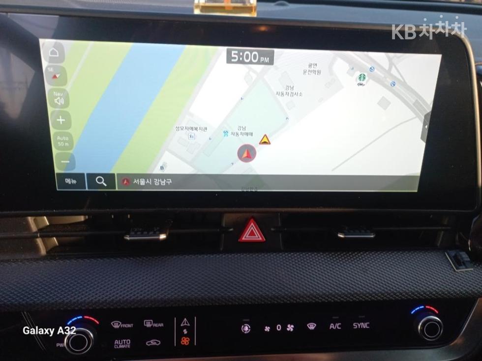 2022 - kia sportage