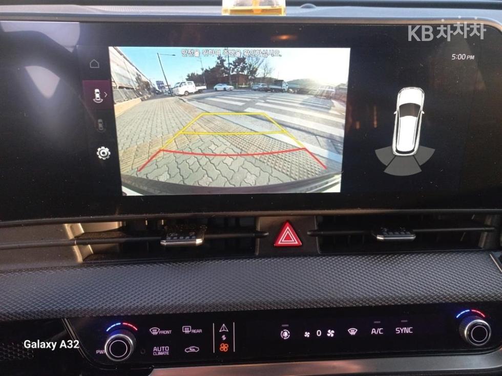 2022 - kia sportage