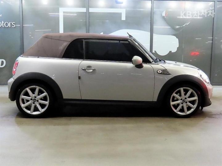 Mini Cooper Convertible S 1.6 High 4
