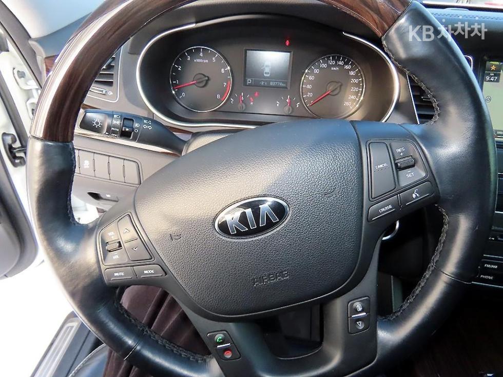 2015 - kia k7