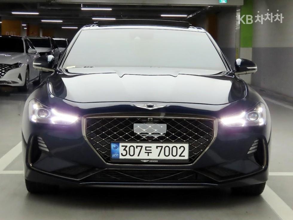 Genesis G70 2.0T AWD Sport Package - фото 1