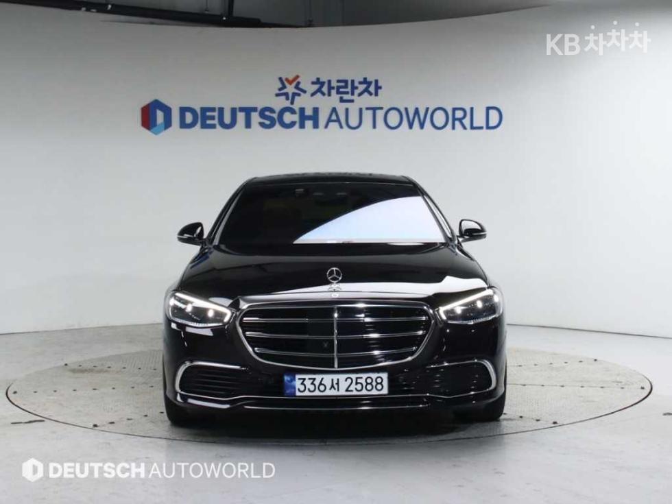 Mercedes-Benz S-klasse — miniaturë 3