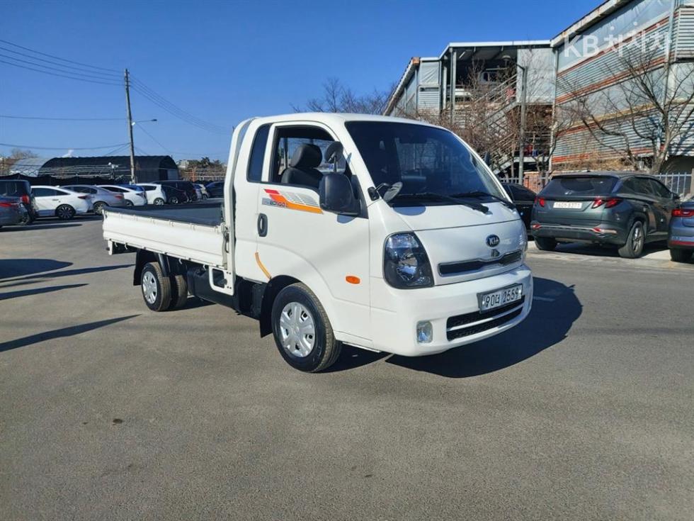 2019 - kia bongo iii