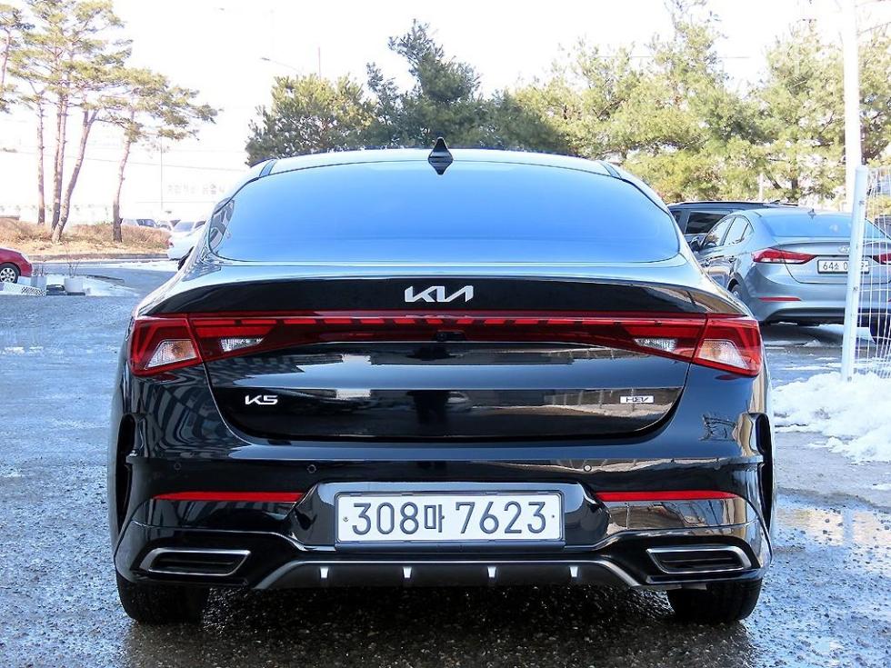 2023 - kia k5