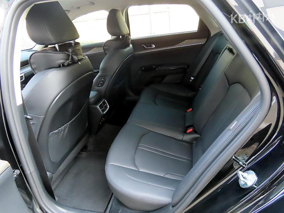 2023 - kia k5