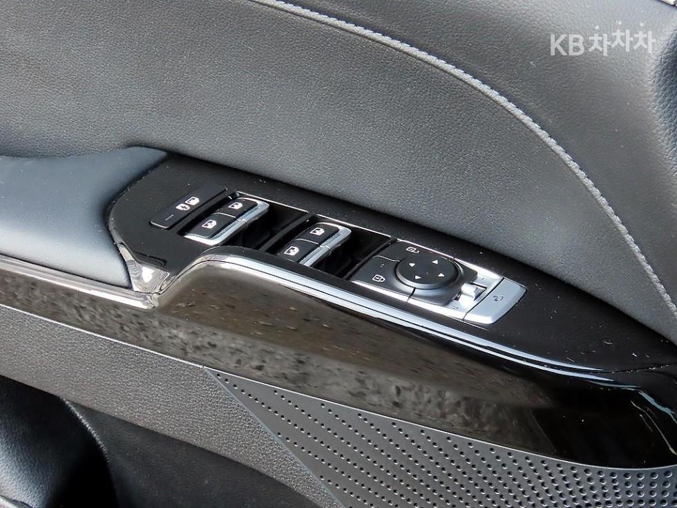 2023 - kia k5