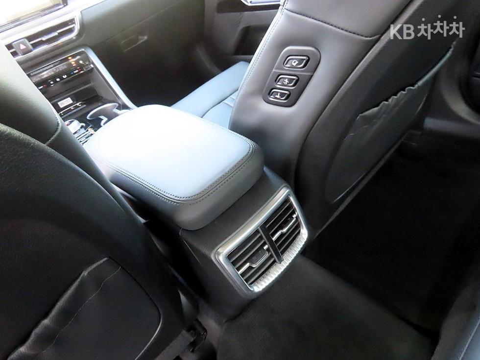 2023 - kia k5