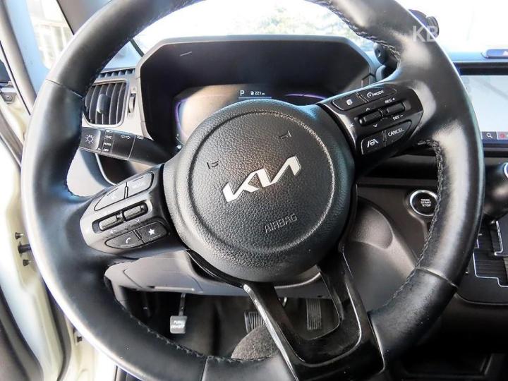 Kia Ray 1.0 Gasoline Signature 9