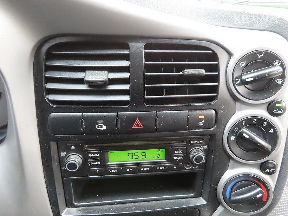 2012 - kia bongo iii