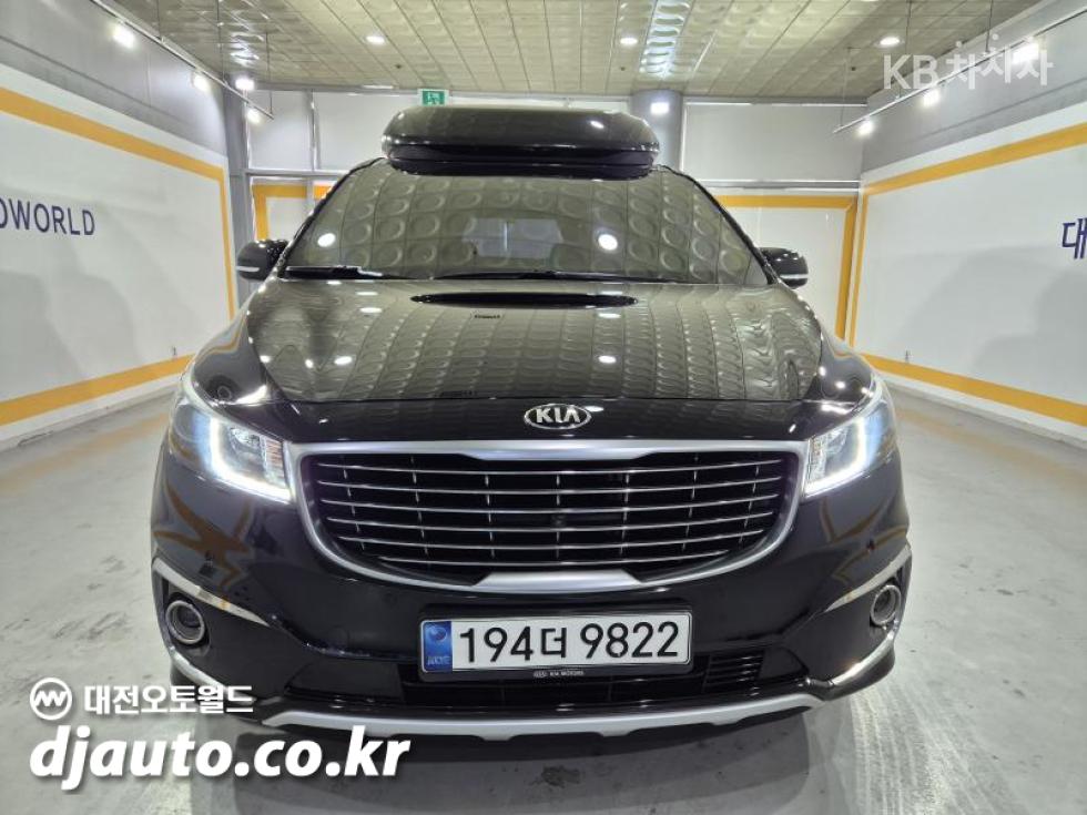 2017 - kia carnival