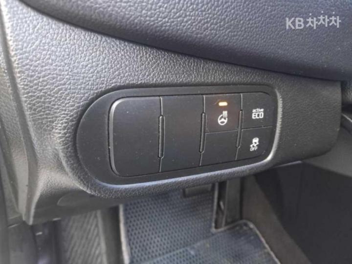 Kia Carens 1.7 VGT Prestige 10