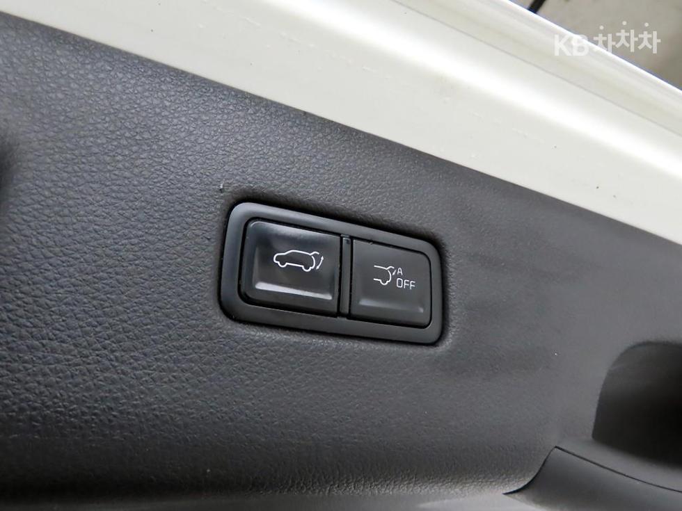 2021 - kia carnival