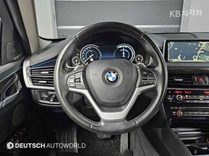 BMW X6 F16 xDrive 30d Base Type 9