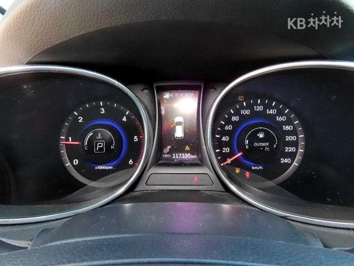 Hyundai Maxcruz Diesel e-VGT 2.2 2WD Exclusive Special 10