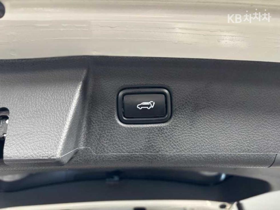 2023 - kia mohave