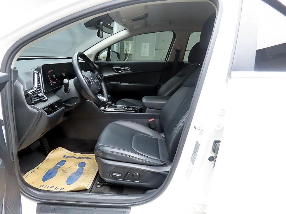 2024 - kia sportage