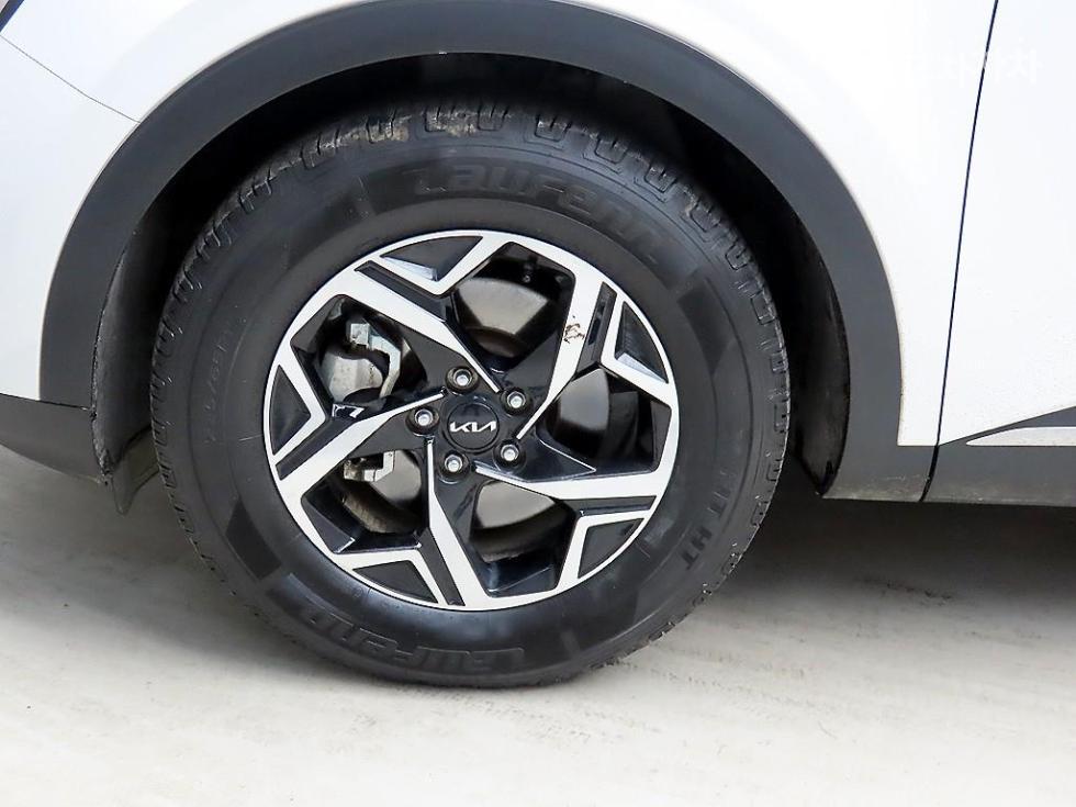 2024 - kia sportage