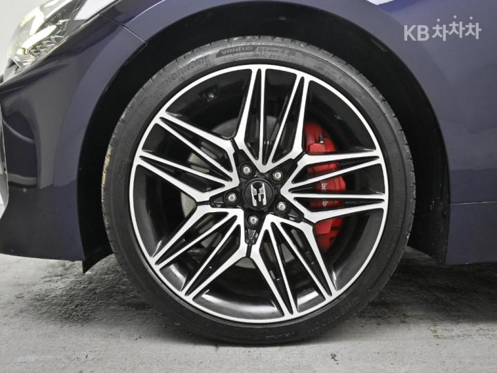 Kia Stinger Meister 2.5 Gasoline Turbo 2WD Masters 6