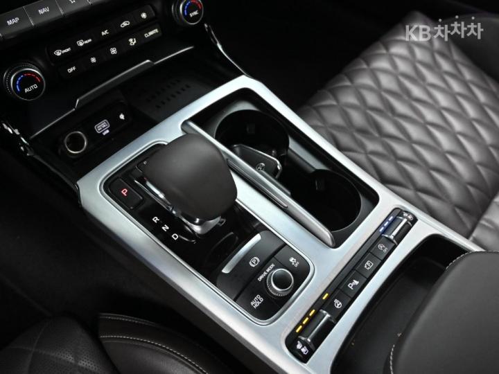 Kia Stinger Meister 2.5 Gasoline Turbo 2WD Masters 10