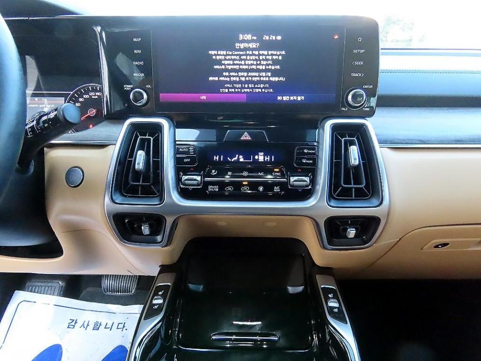 2022 - kia sorento