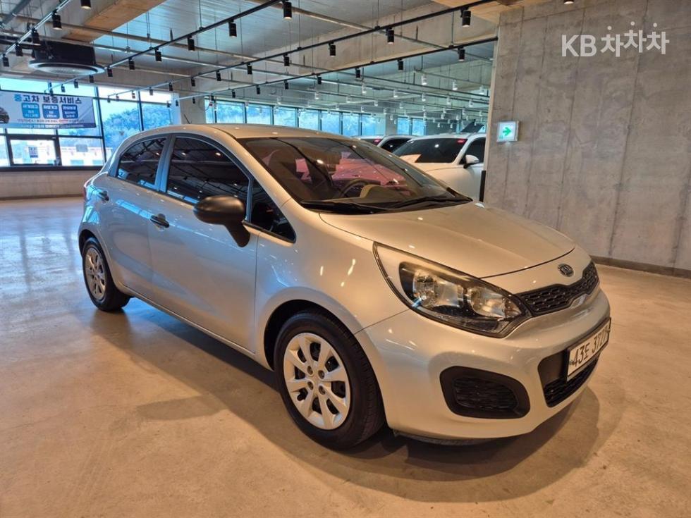 2012 - kia pride