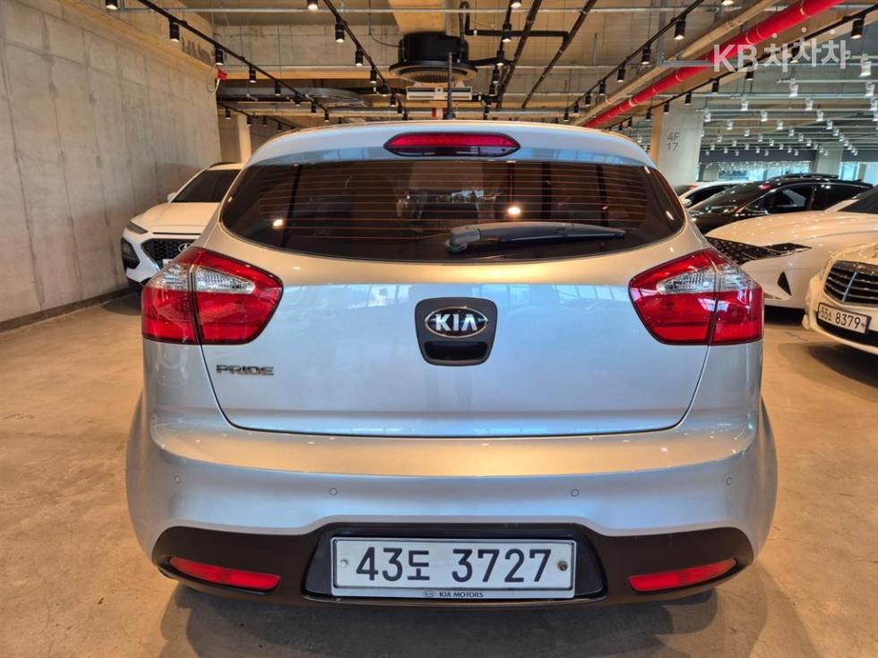 2012 - kia pride
