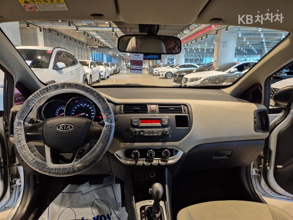 2012 - kia pride