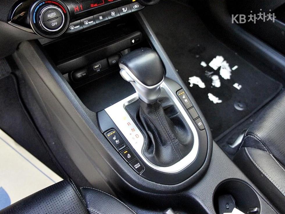 2022 - kia k3