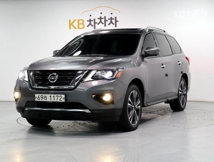 Nissan Pathfinder 3.5 4WD SE