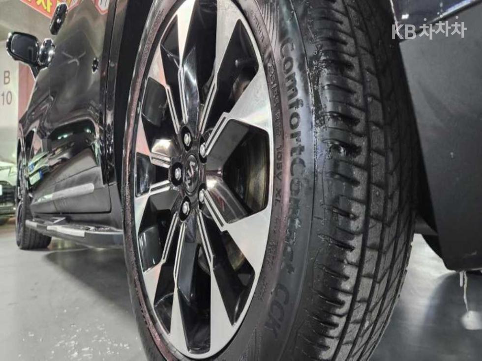 2021 - kia carnival