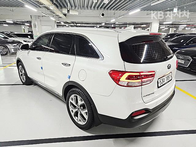 Kia Sorento Diesel 2.0 2WD Prestige 6